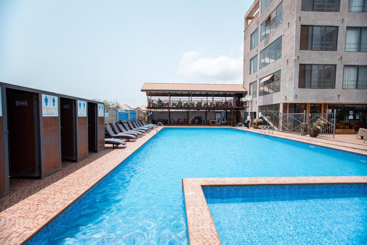 Plus 33 Hotel Nungua Exteriér fotografie