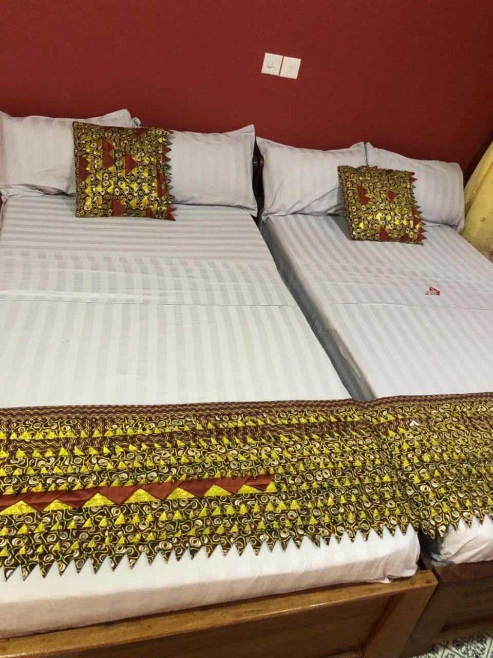 Plus 33 Hotel Nungua Exteriér fotografie