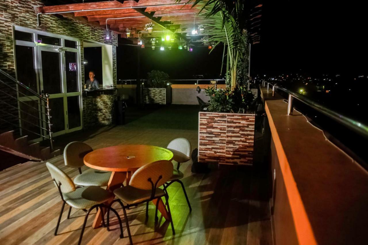 Plus 33 Hotel Nungua Exteriér fotografie